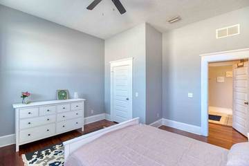 Apartment for 4 Guests in Jacksonville, Duval County, Picture 2