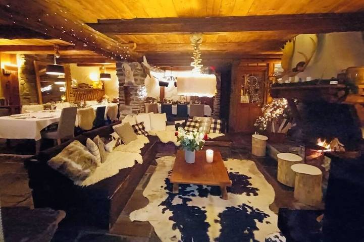 Chambre d’hôte pour 15 personnes à Séez - 2