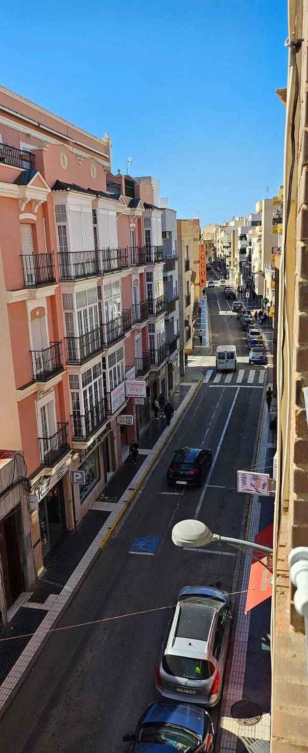 Apartamento para 6 personas, con Balcón y Terraza en Adra