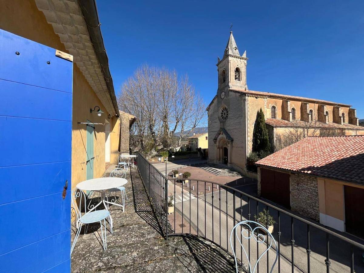 La Sarrasine in Villes-sur-Auzon, Parc naturel régional du Mont-Ventoux