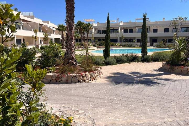 Apartment for 6 people in Mar Azul Torrevieja