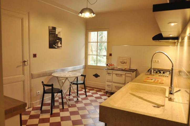 Location de vacances pour 4 personnes, avec vue sur le lac ainsi que vue et jardin à La Brède - 4