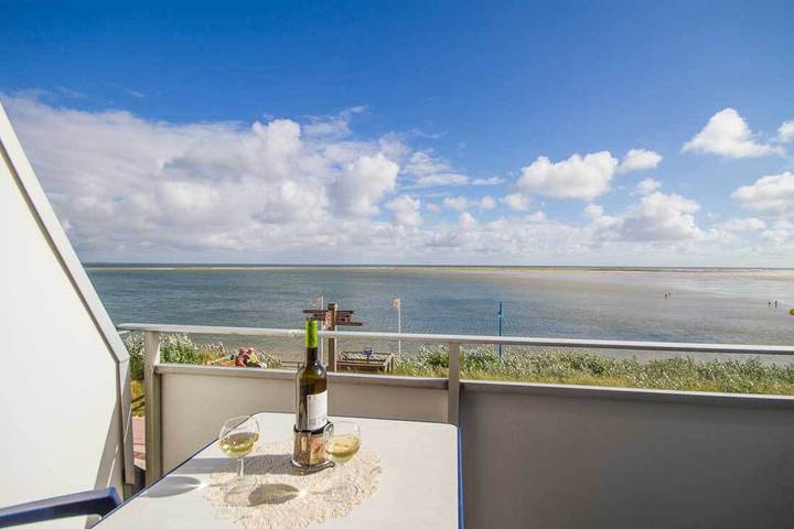 Ferienwohnung für 4 Personen, mit Seeblick und Balkon sowie Balkon/Terrasse - 1