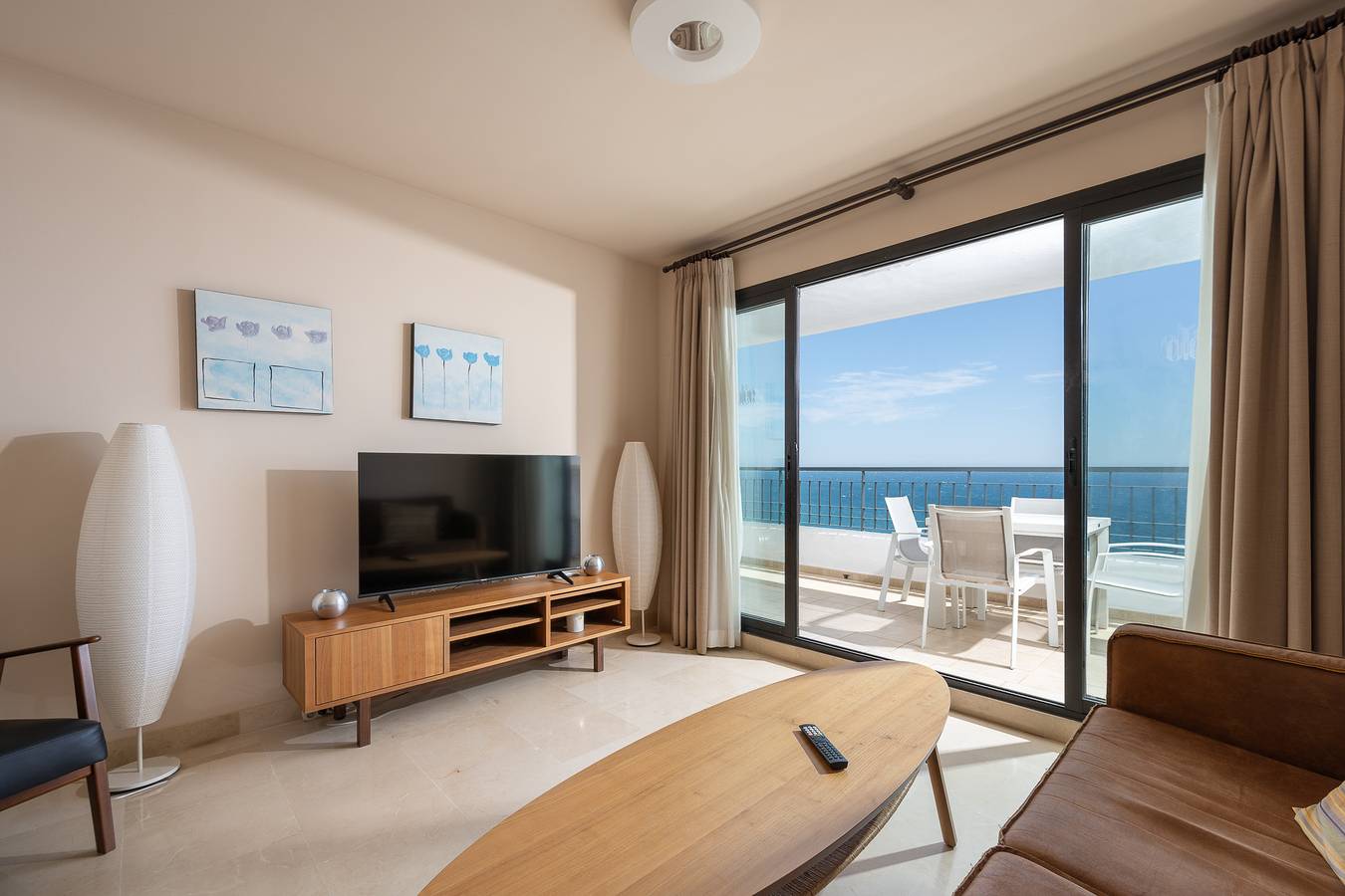 Apartamento entero, Apartamento de 2 dormitorios vistas al mar frontal in Torrox Costa, Torrox