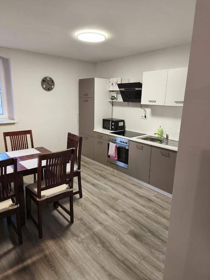 Ferienwohnung für 6 Personen, mit Seeblick in Strausberg