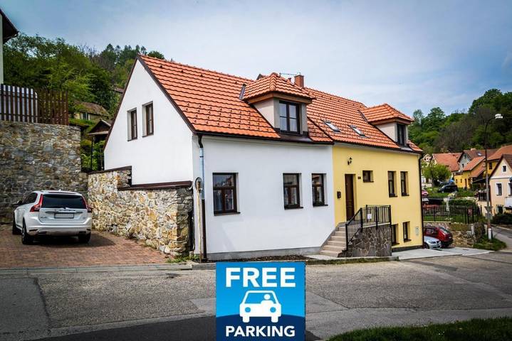 Appartement de vacances pour 5 personnes, avec vue ainsi que sauna et jardin, animaux acceptés