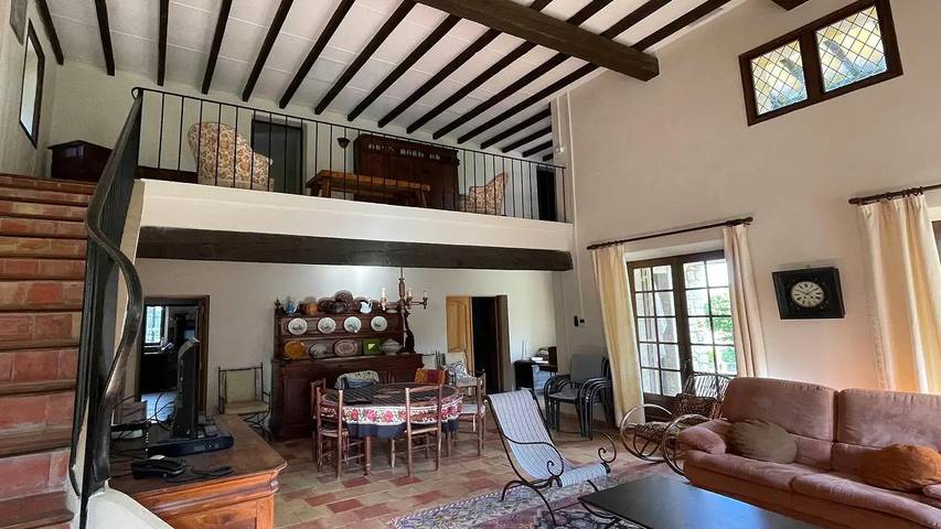 Gîte pour 9 personnes, avec jardin et piscine dans Village de Gordes - 3