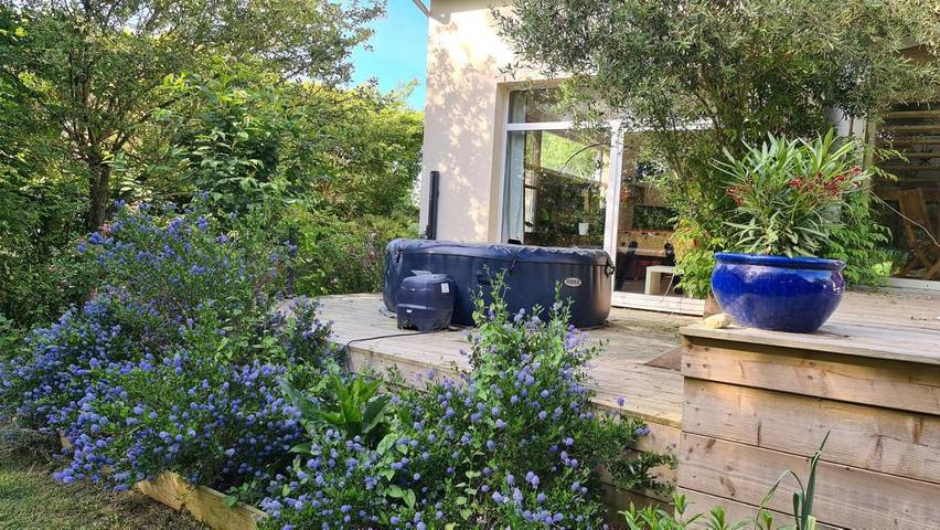 Location de vacances pour 16 personnes, avec jacuzzi ainsi que terrasse et jardin dans Thue et Mue - 2