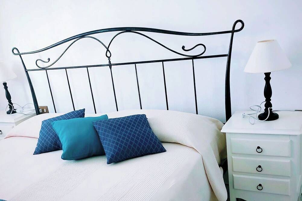 Ganze Wohnung, Mediterranean life style, sea view, 10 min. walk from city centre. in Sant'Anna, Alghero