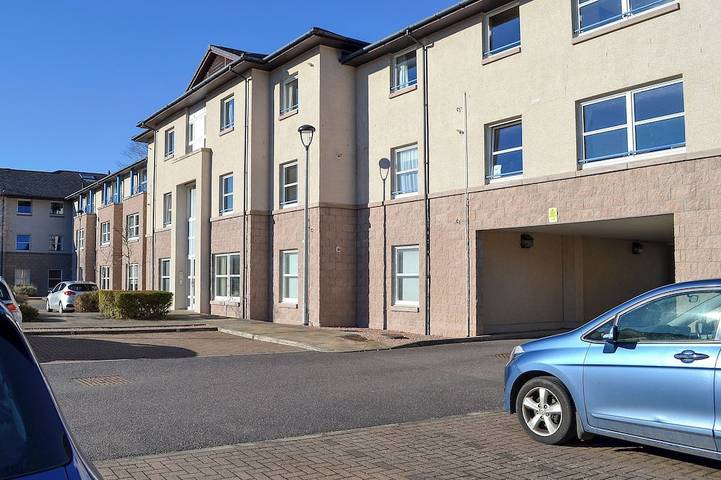 Log cabin for 4 people, with pets in Inverness