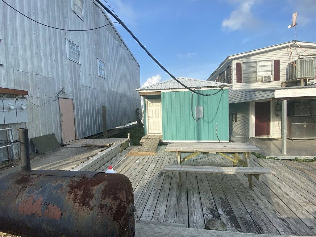 R&R Getaway Comfort on the water! in Plaquemines Parish