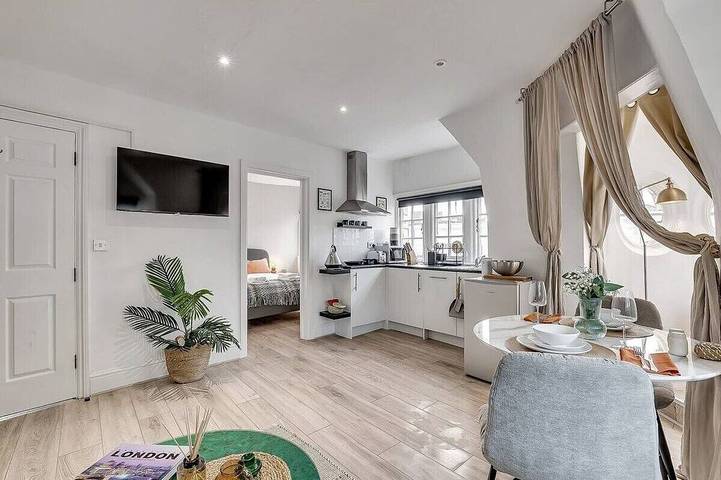 Vacation rental for 3 people in South East England