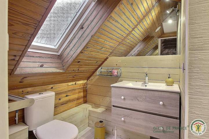 Location de vacances pour 2 personnes, avec terrasse à Pontrieux - 4