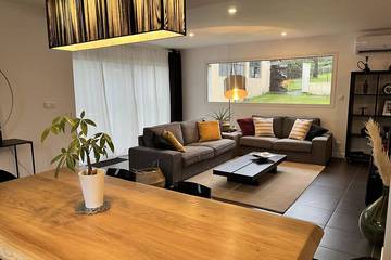 Gîte pour 4 personnes, avec jardin à Laroque-d'Olmes