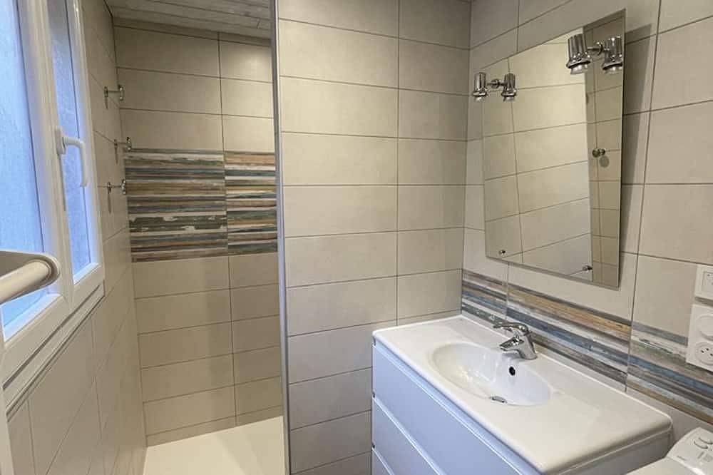 Gran chalet adosado en zona tranquila y soleada in Le Lioran, Laveissière