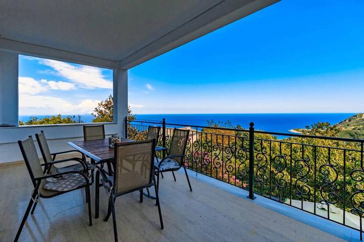 Apartamento entero, Apartamento de vacaciones para 7 personas con balcón in Mouresi, Magnisia