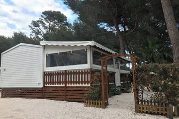 Camping pour 8 Personnes dans Hyeres, Région de Toulon, Photo 3