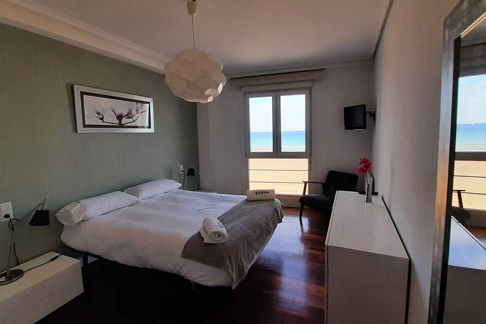 Entire apartment, Apartment Bañeru 3 - Fisrt line beach, city centre accommodation by Egona in Zarautz, Basque Coast (Spain)