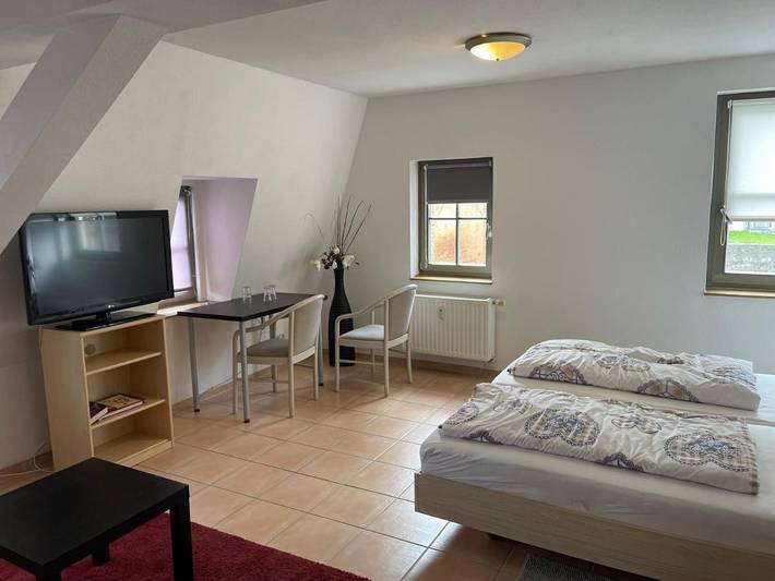 Ferienwohnung für 2 Personen, mit Terrasse und Garten in Stollberg/Erzgebirge