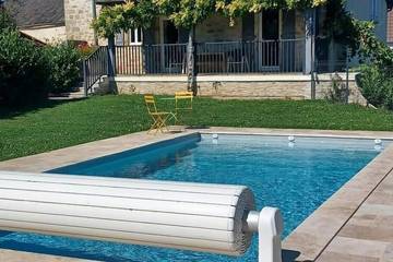 Gîte pour 8 personnes, avec jardin, animaux acceptés à Cuzance