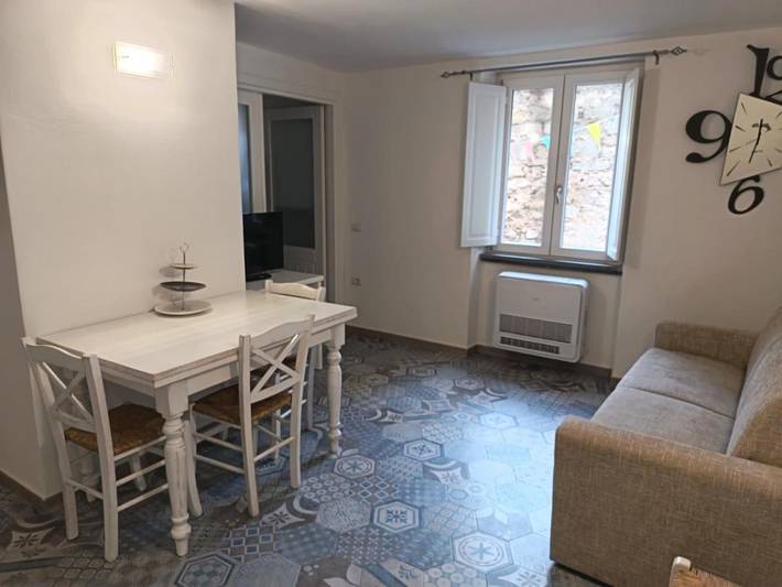 Hôtel pour 3 personnes, avec terrasse, animaux acceptés à Orgosolo - 4