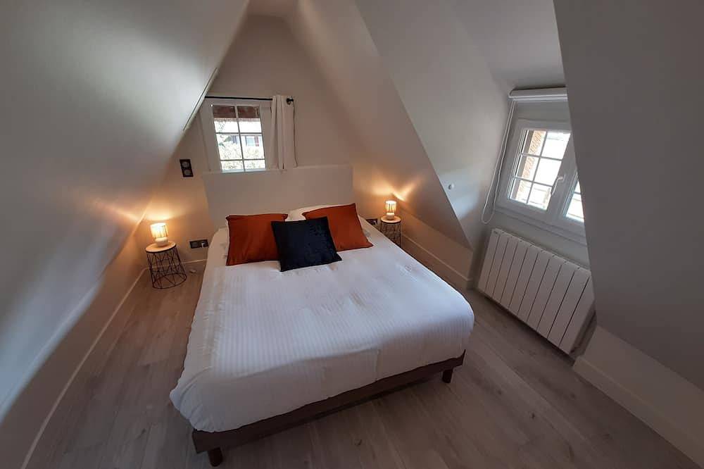 Chaumières entièrement rénovées entre Honfleur et Pont Audemer in Saint-Pierre-du-Val, Région de Bernay