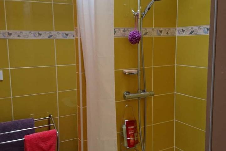 Charming house on the edge of L’Aveyron for nature lovers. in Bruniquel, Tarn-et-Garonne