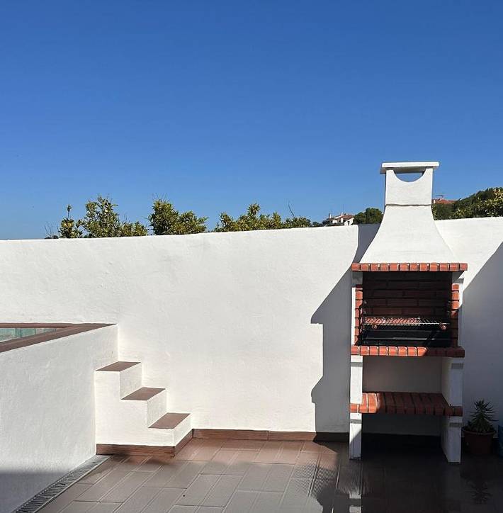 Location de vacances pour 4 personnes, avec vue ainsi que piscine et terrasse à Moura - 2