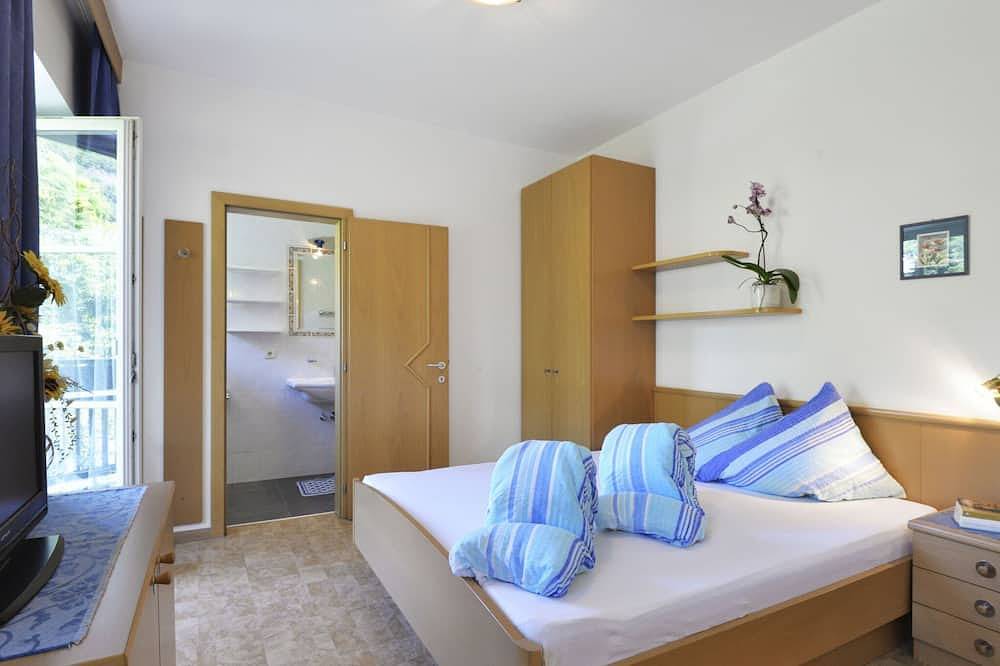 Ganze Wohnung, Festenstein in Andrian, Nonsberggruppe