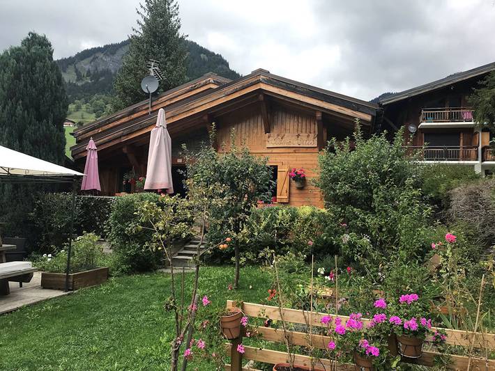 Chalet pour 5 personnes, avec jardin ainsi que terrasse et sauna à Praz-sur-Arly