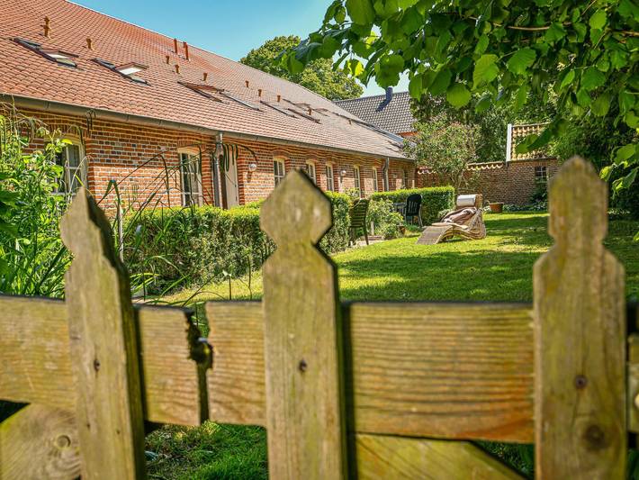 Ferienwohnung für 4 Personen, mit Terrasse und Garten in Bunde - 4
