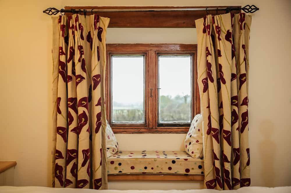Farm Wing -  a house that sleeps 4 guests  in 2 bedrooms in Pwllheli, Gwynedd