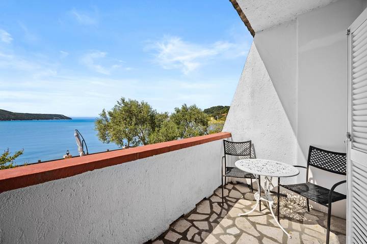 Ganze Wohnung, Emily 2 - Apartment with Wonderful Sea View in Kampor, Rab