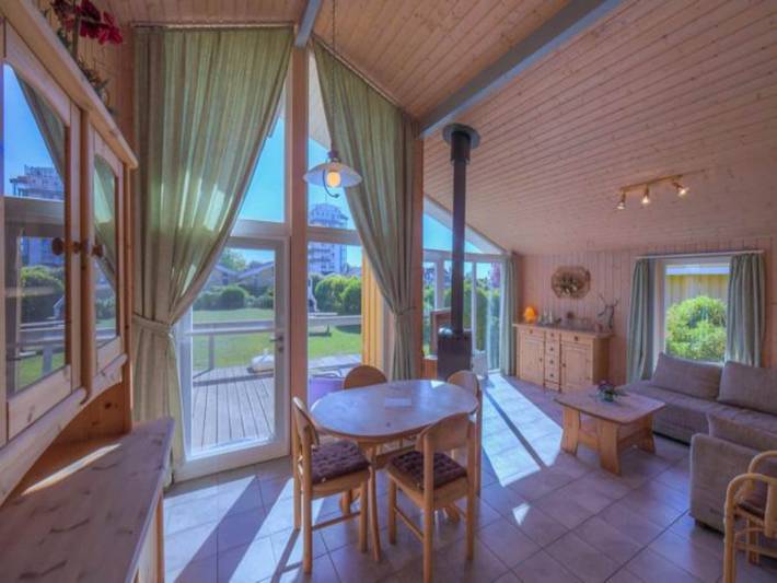 Ferienhaus für 4 Personen, mit Terrasse und Garten sowie Sauna in Rechlin - 3