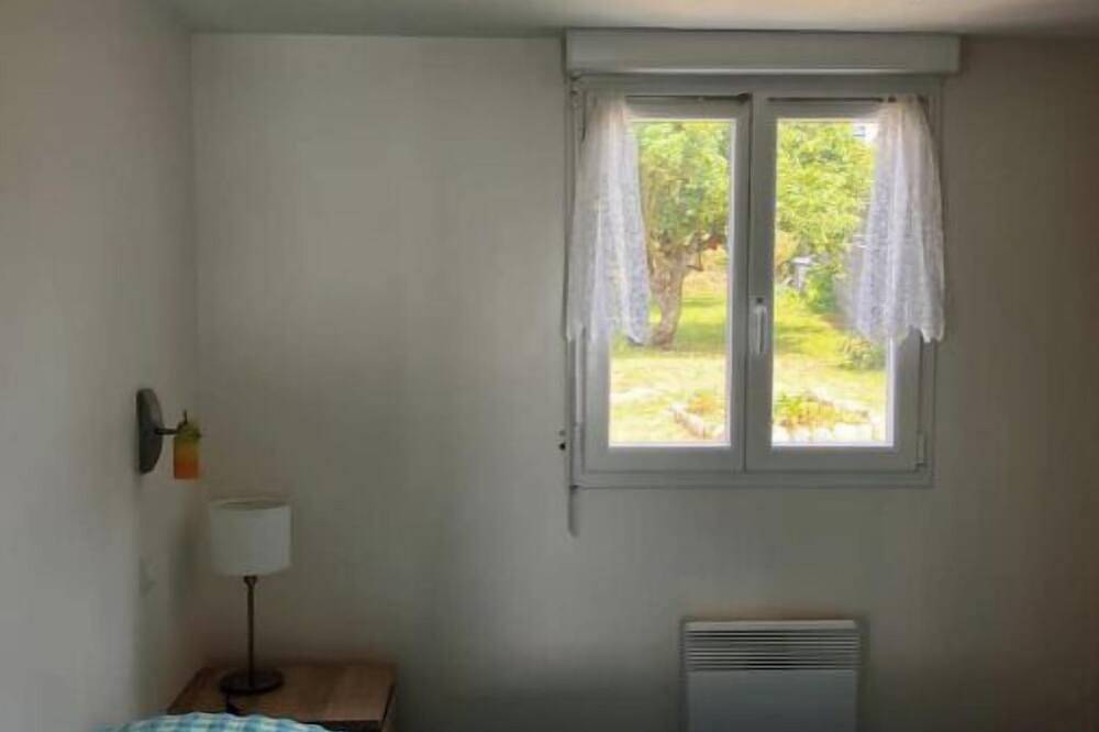 Appartement entier, Appartement à louer face à la mer.idéal pour se reposer et se ressourcer in Île de Batz, Ceinture Dorée