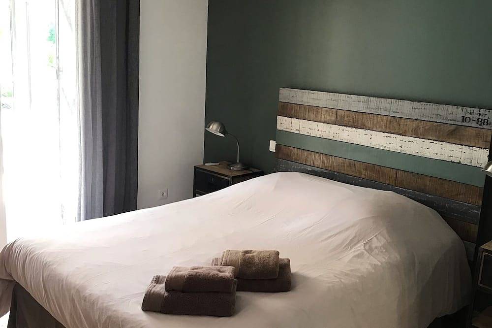 Casa in provenza tra Saint Remy e Avignone con piscina per 6 persone in Graveson, Arles region