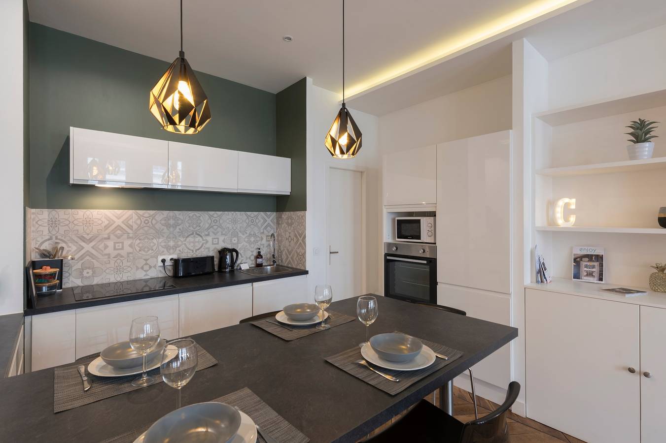 Entire apartment, Le Confident - Grand T2 au coeur de Lyon in Lyon, Rhône