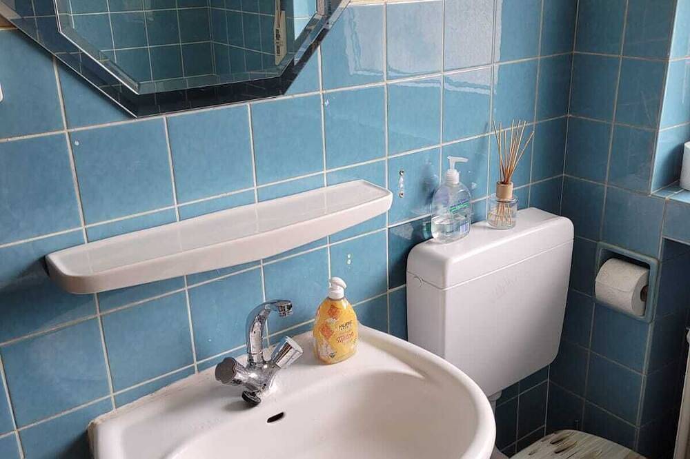 Privates Gästezimmer für Durchreisende & Geschäftstätige mit guter Bahnanbindung in Kerpen, Rhein-Erft-Kreis