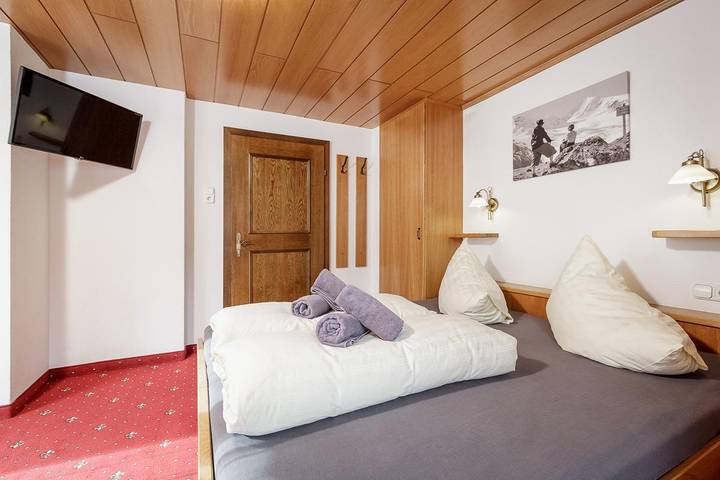 Doppelzimmer Basic, ohne Üf in Stubaier Alpen, Sölden (Österreich)