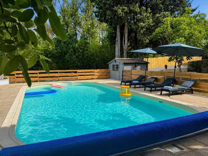 Casa de vacaciones para 6 personas, con piscina además de jardín y jacuzzi - 1