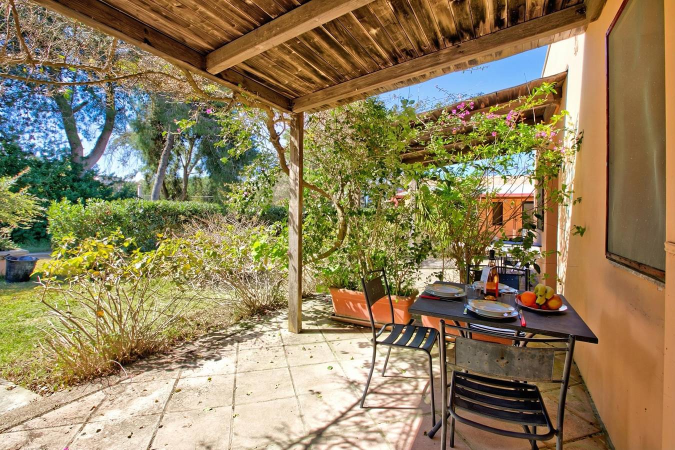 Appartamento intero, Salvia Among Greenery and Sea with A/C and Bbq in Frassanito, Otranto e dintorni