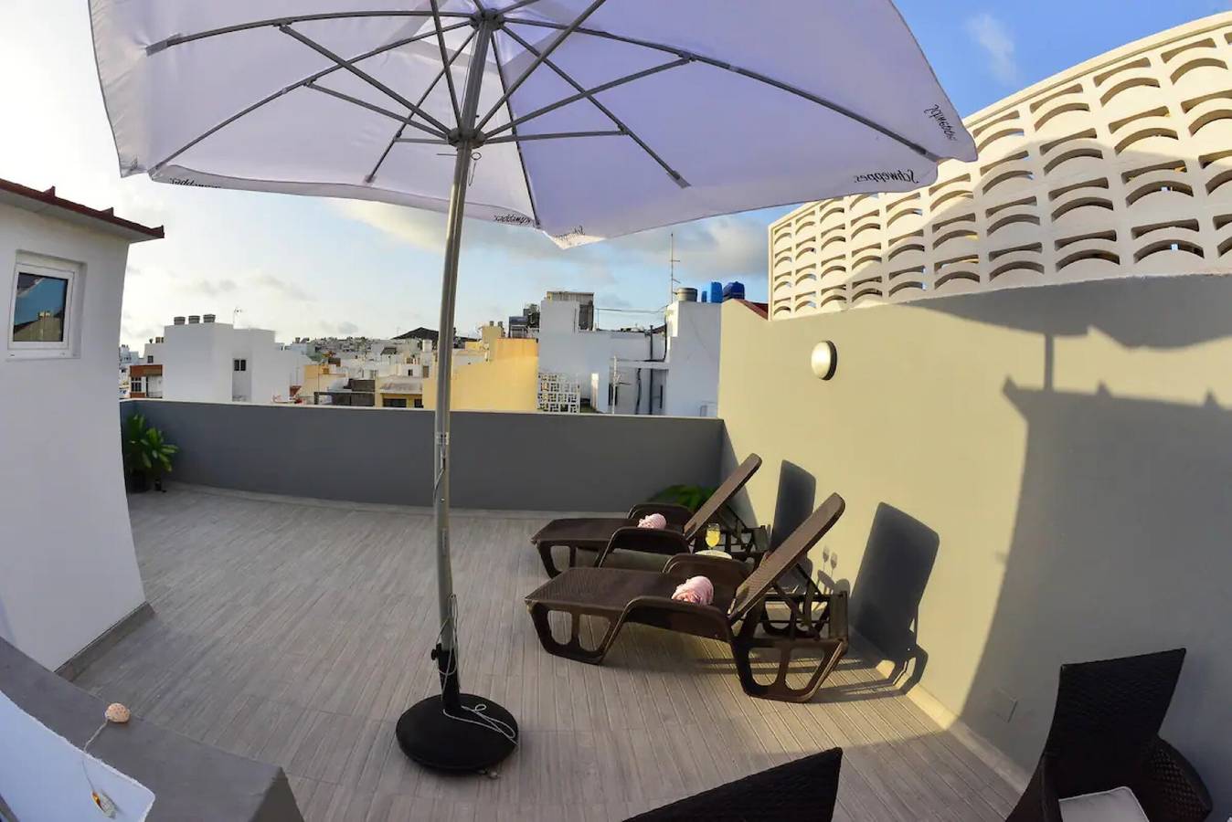 Apartamento inteiro, Marina de férias com vista para a montanha, terraço e Wi-Fi in La Isleta, Las Palmas (Espanha)