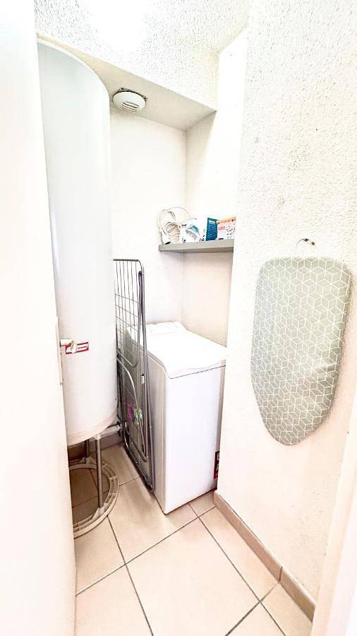 Appartement entier, Two-Bedroom Apartment in Allevard, Isère