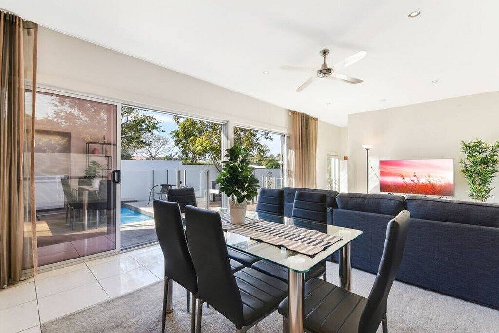 Ganze Wohnung, Twelve @ 12 Private Central Maroochydore in Maroochydore, Sunshine Coast