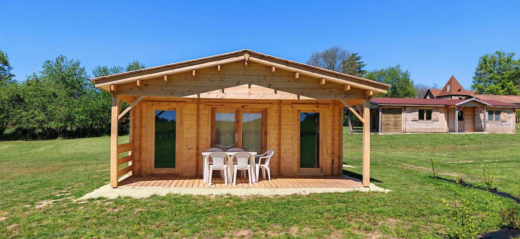 Apartment for 5 people, with garden and sauna as well as hot tub, with pets in Dordogne