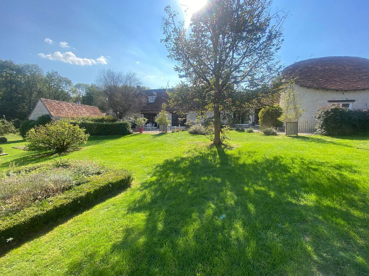 Gîte de charme avec piscine au cœur de la Brenne, idéal pour nature et détente in Bélâbre, Région de Le Blanc
