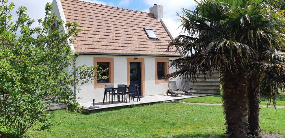 Gîte pour 4 personnes, avec jardin et terrasse à Pleumeur-Bodou - 2