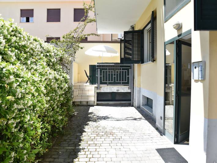 Ferienwohnung für 6 Personen, mit Terrasse, mit Haustier in Lido di Camaiore - 2
