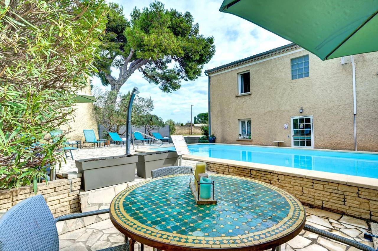 Logis Hôtel La Bastide d'Entraigues in Entraigues-sur-la-Sorgue, Vaucluse