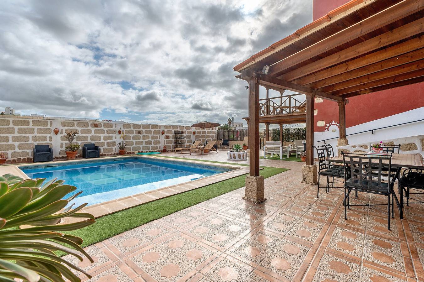 Casa rural 'Casa Elvira' con piscina privada, terraza privada y Wi-Fi in Granadilla de Abona, Tenerife Sur
